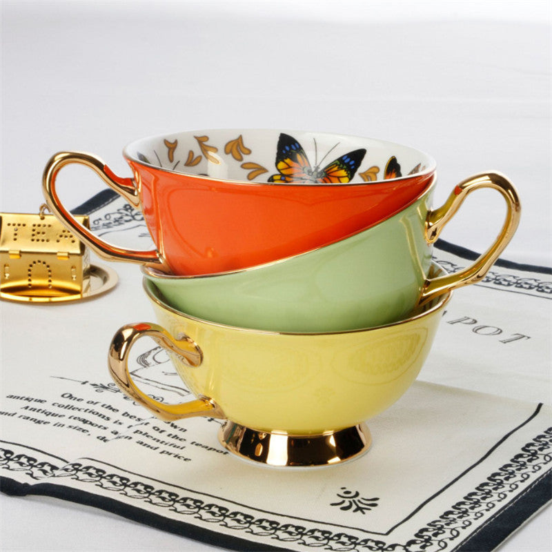 Cup/saucer set butterfly