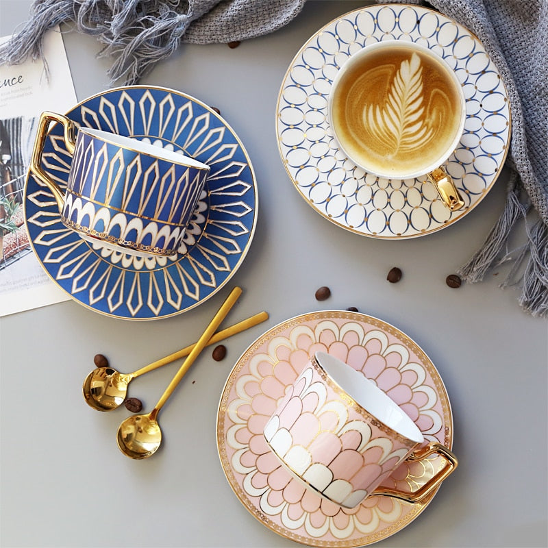 British Luxury Cups / Saucers / Spoons Set