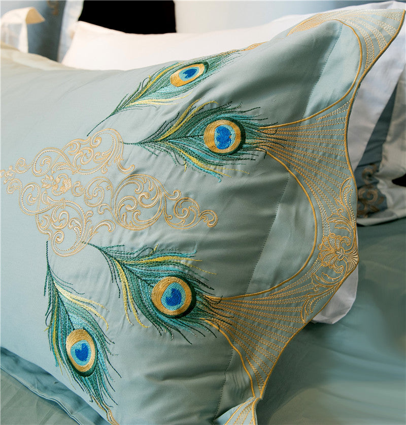 The Elegant Peacock Duvet Cover Set (100% Egyptian Cotton)