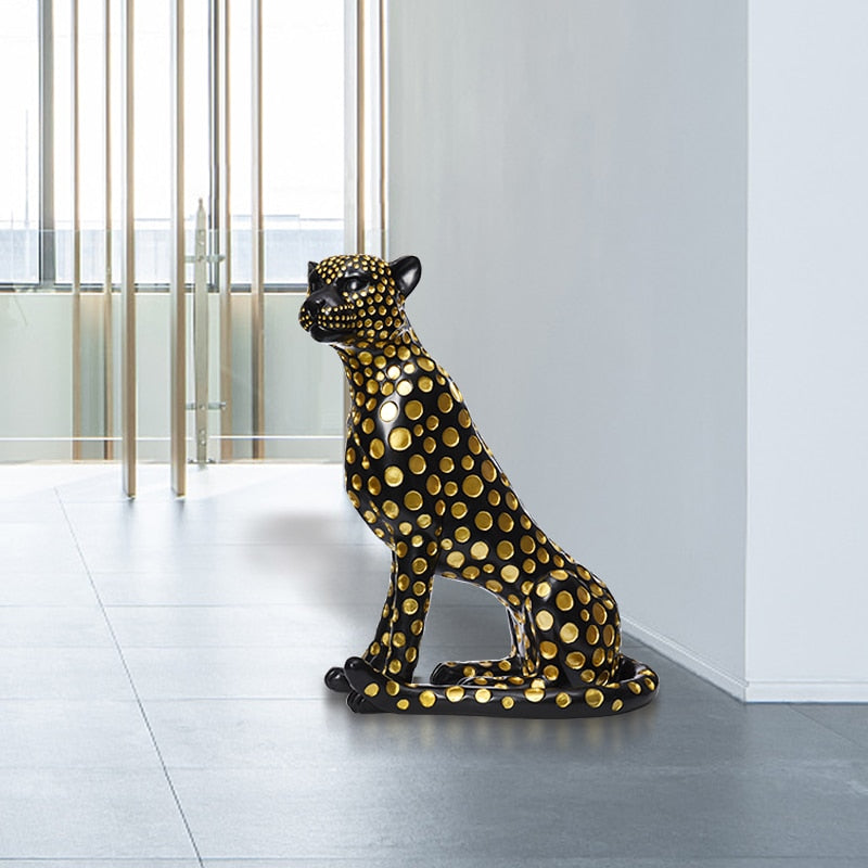 Leopard sculpture