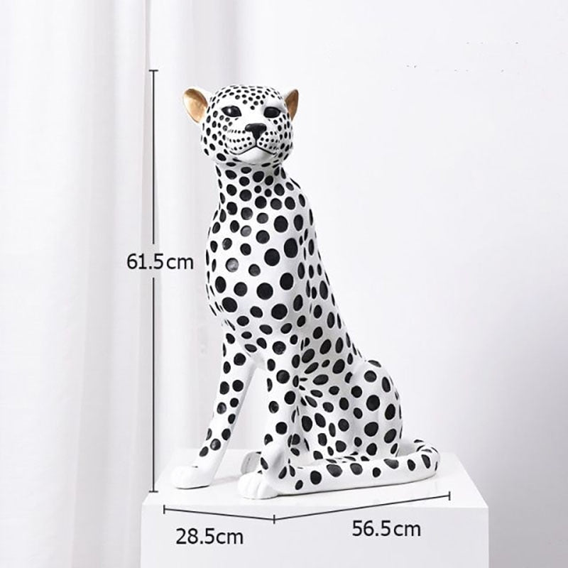 Leopard sculpture