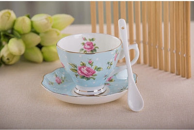 Espresso cups saucer set flowers / animals